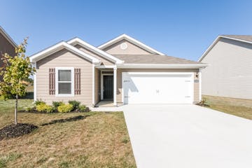 2328 Bee Hive Dr Columbia, TN 38401